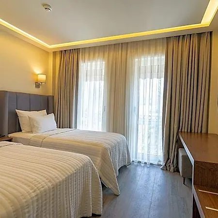 Casa Luna - Adult Only 3*
